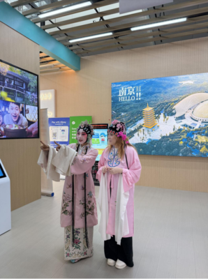 水韻江蘇·藝動(dòng)世界——國際志愿者以藝術(shù)文化服務(wù)為江蘇代言